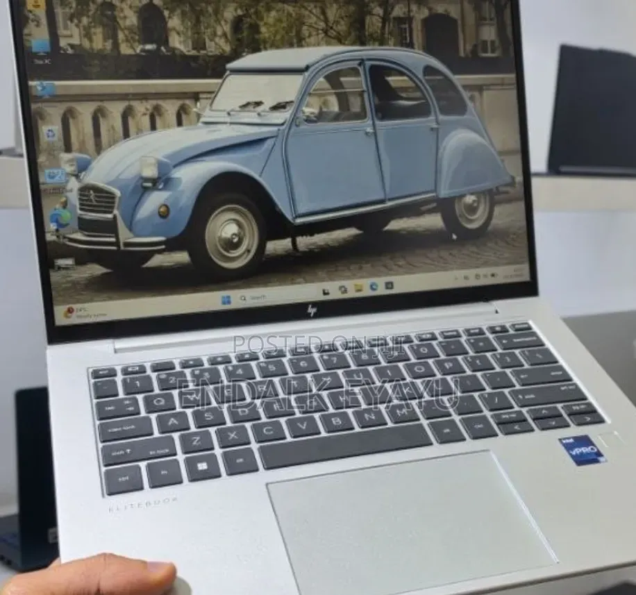 New Laptop HP EliteBook 840 G9 16GB Intel Core i7 SSD 512GB
