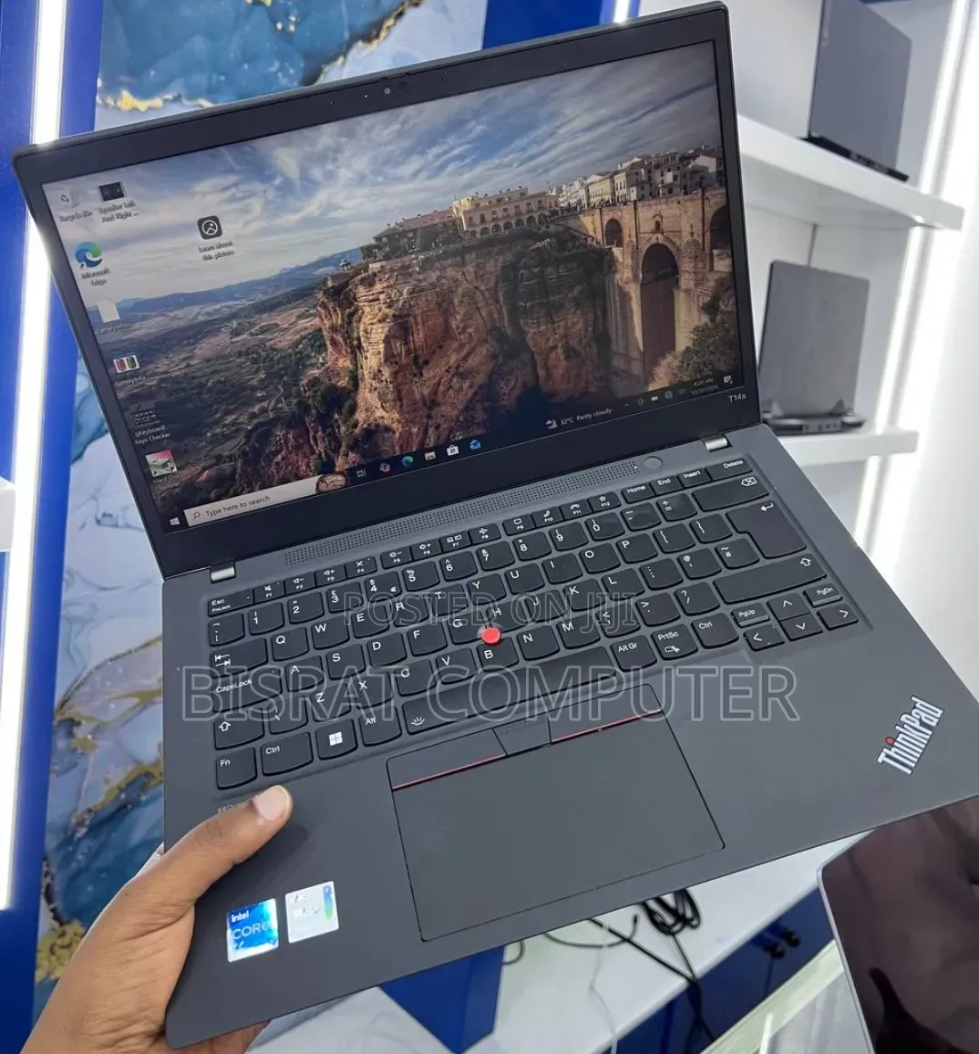 New Laptop Lenovo ThinkPad T14 16GB Intel Core i5 SSD 512GB