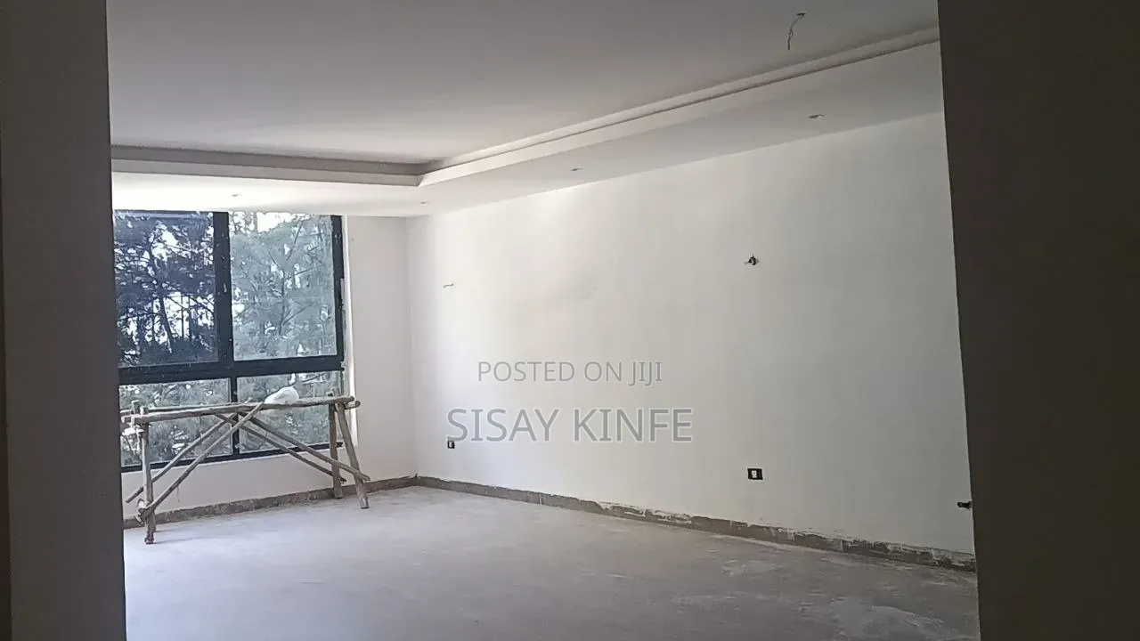 2bdrm Apartment in ኢሶል, Bole for sale
