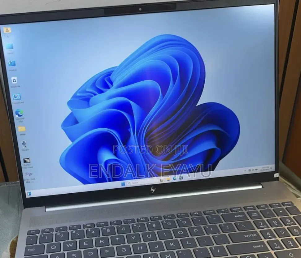 New Laptop HP 16GB Intel Core i7 SSD 1T