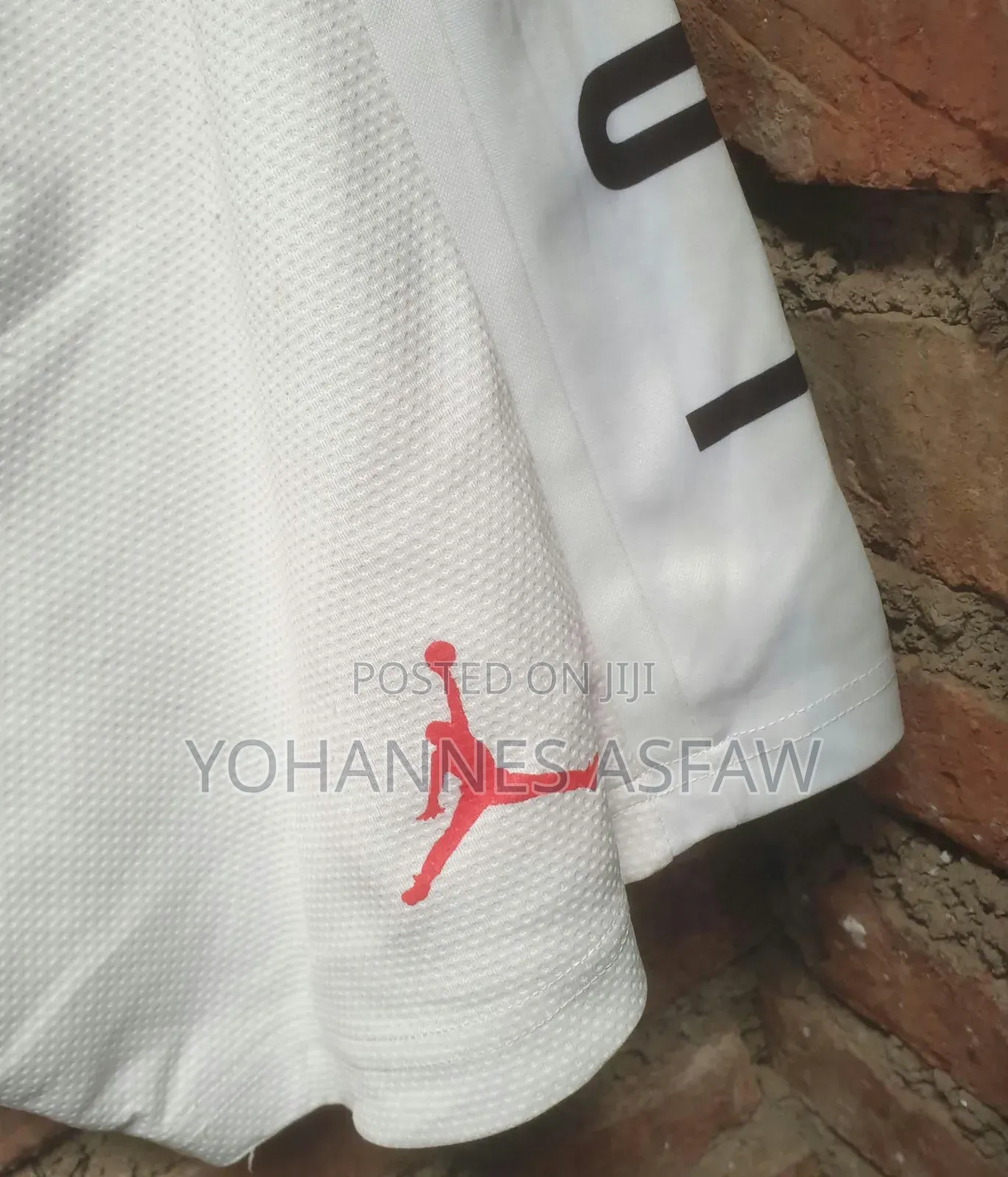 Air Jordan Graphic Mesh Basketball Shorts (White / Red / Black)