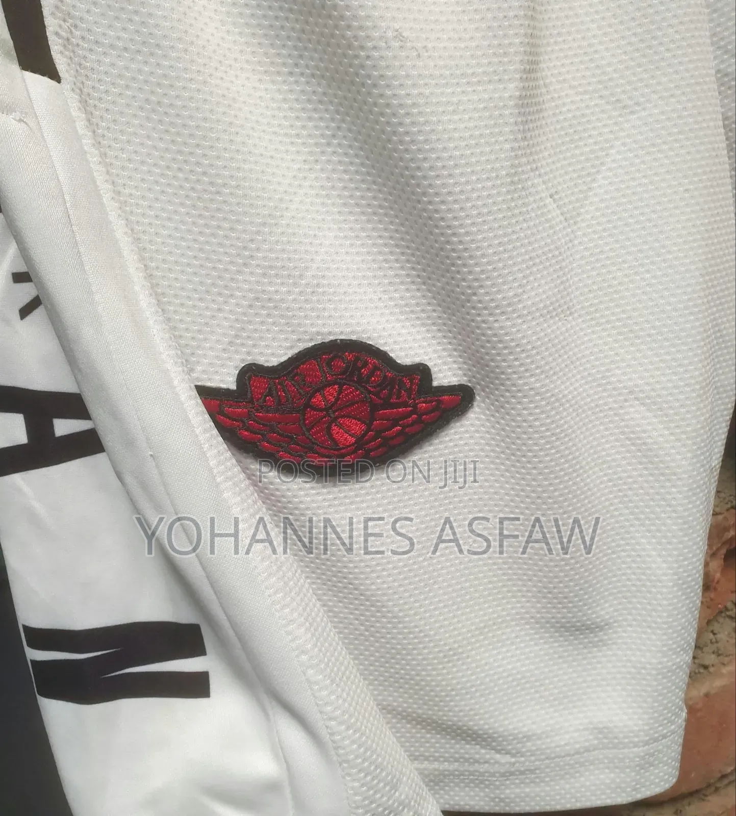 Air Jordan Graphic Mesh Basketball Shorts (White / Red / Black)