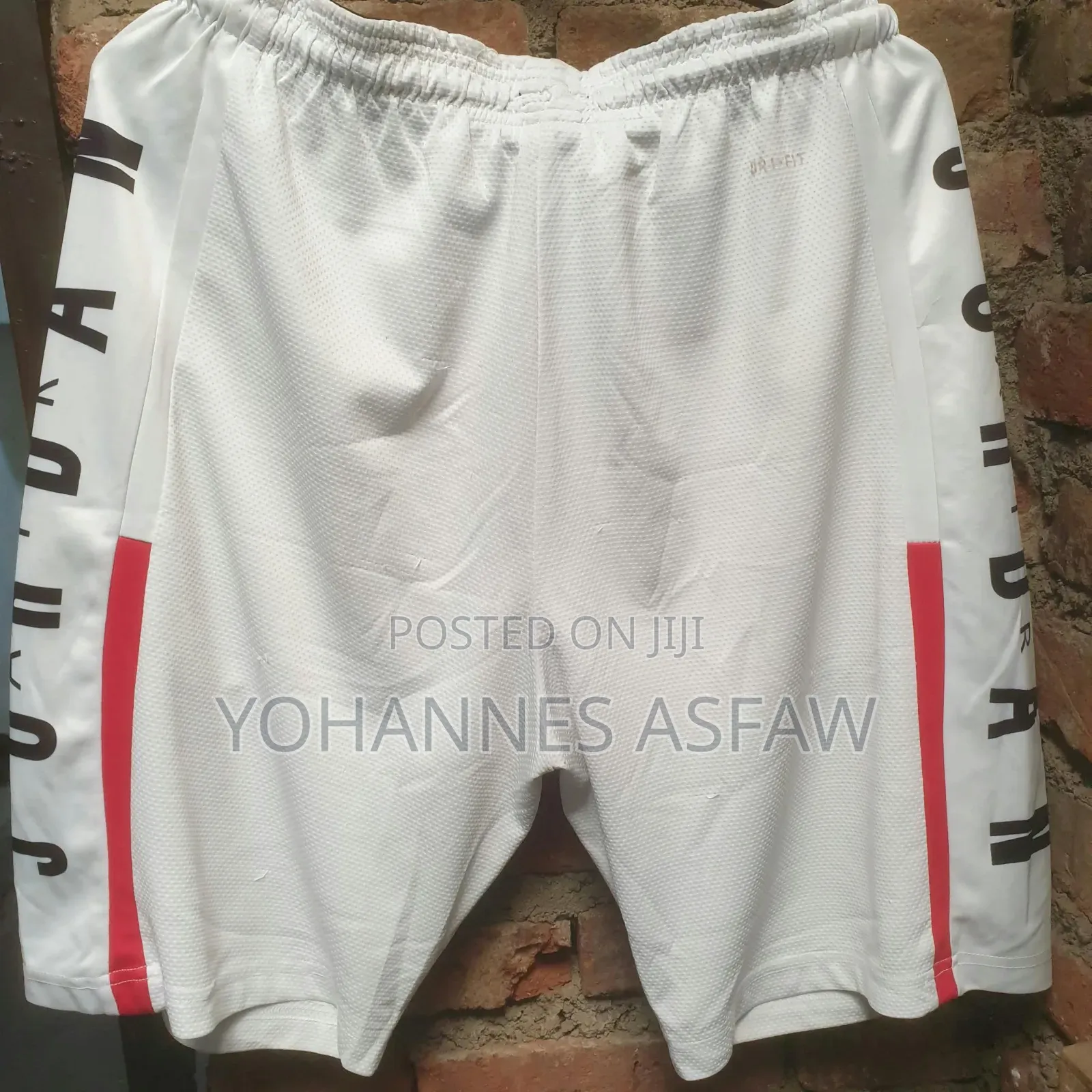 Air Jordan Graphic Mesh Basketball Shorts (White / Red / Black)