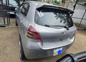 Toyota Yaris 2008 Gray