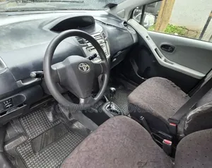 Toyota Yaris 2008 Gray