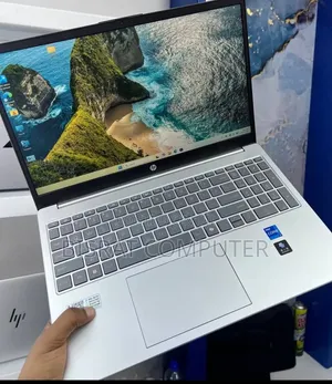 New Laptop HP Stream Notebook 16GB Intel Core i7 SSD 1T