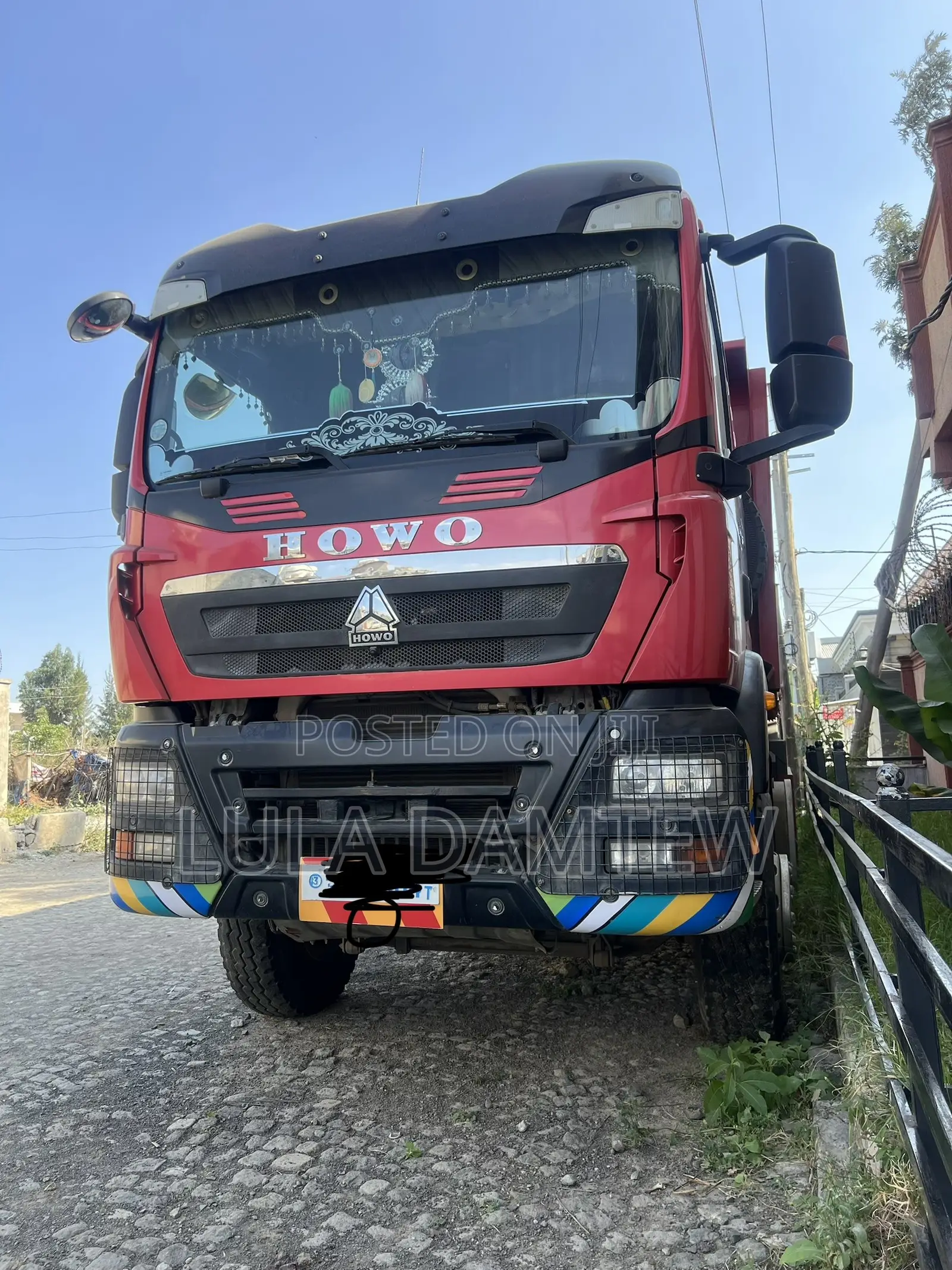 Sinotruk Howo 2025 Red