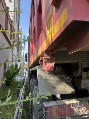 Sinotruk Howo 2025 Red