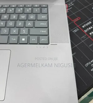 New Laptop HP Envy 13t 16GB AMD Ryzen 7 SSD 512GB