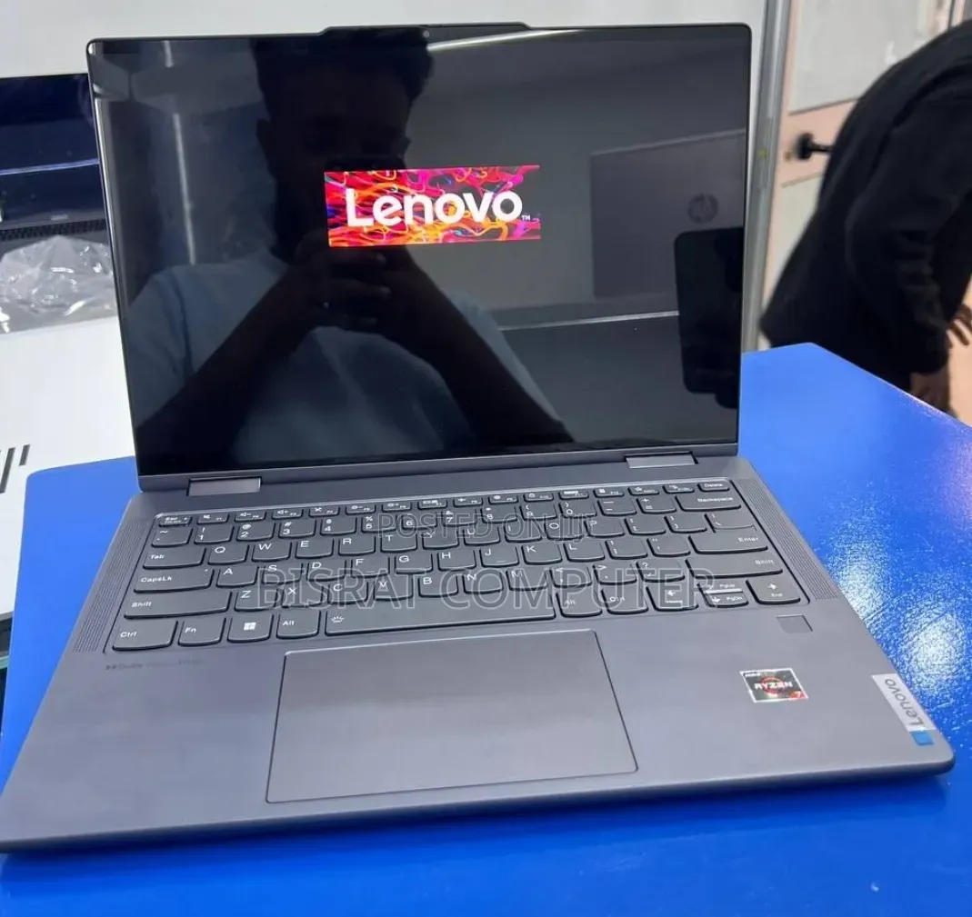 New Laptop Lenovo Yoga 710 16GB Intel Core i7 SSD 512GB