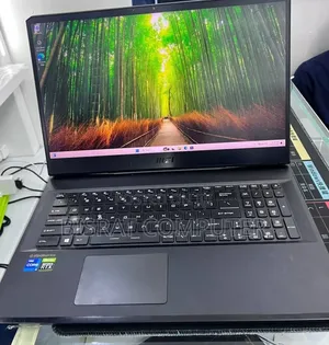 New Laptop MSI Pulse GL76 16GB Intel Core i7 SSD 512GB