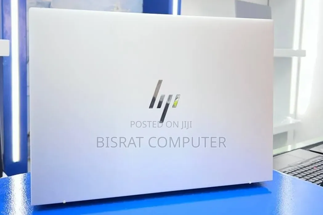 New Laptop HP EliteBook 840 10 16GB Intel Core i7 SSD 512GB