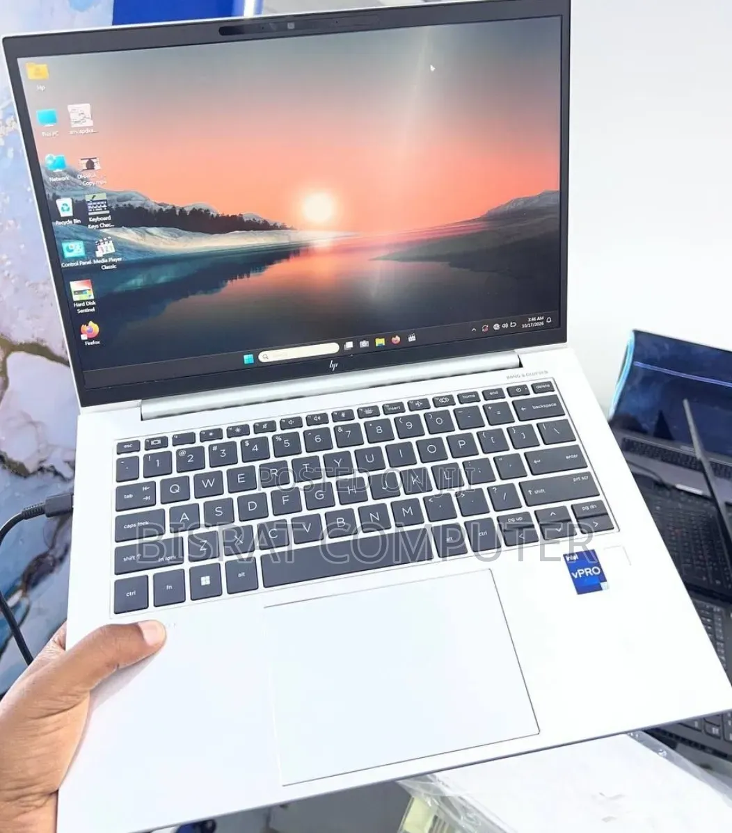 New Laptop HP EliteBook 840 10 16GB Intel Core i7 SSD 512GB