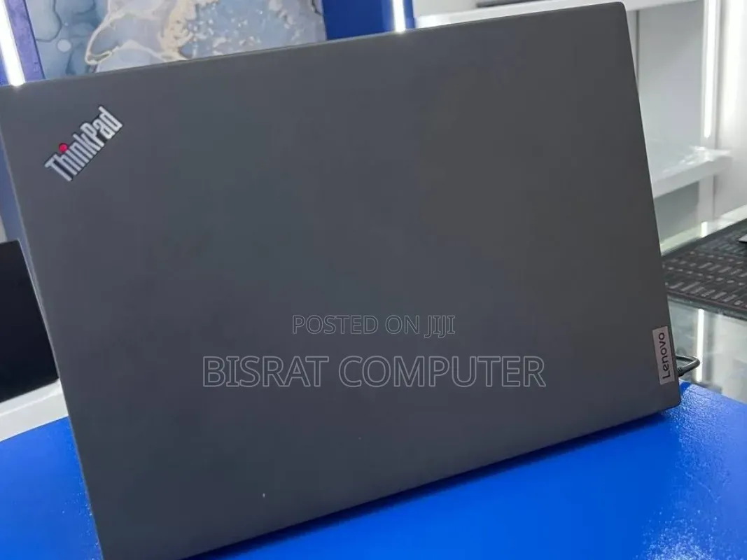 New Laptop Lenovo ThinkPad T14 32GB Intel Core i7 SSD 512GB