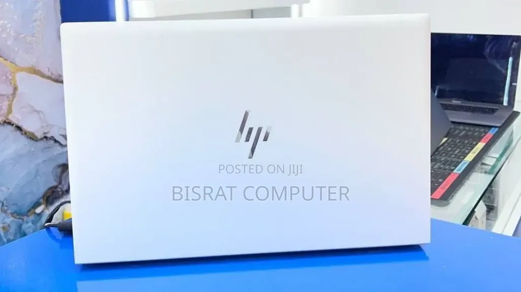New Laptop HP EliteBook 845 G8 16GB AMD Ryzen 5 SSD 512GB