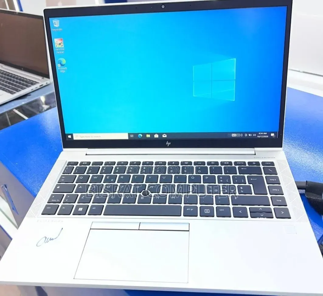 New Laptop HP EliteBook 845 G8 16GB AMD Ryzen 5 SSD 512GB