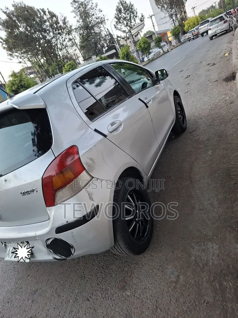 Toyota Yaris 2010 Silver