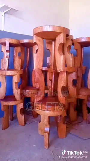 Jima Chair