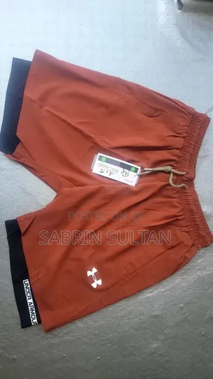 የUnder Armour የስፖርት ቁምጣ