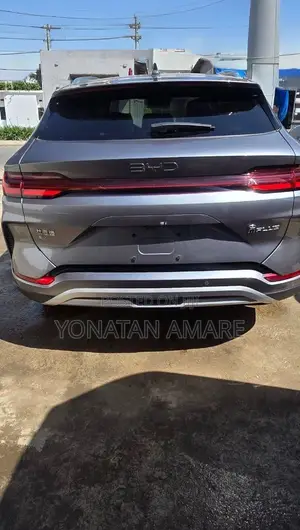 New BYD Song Plus 2025 Gray