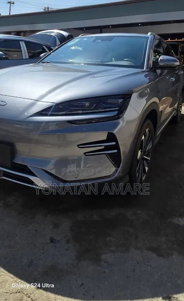 New BYD Song Plus 2025 Gray