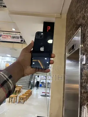 New Apple iPhone 13 128 GB Black