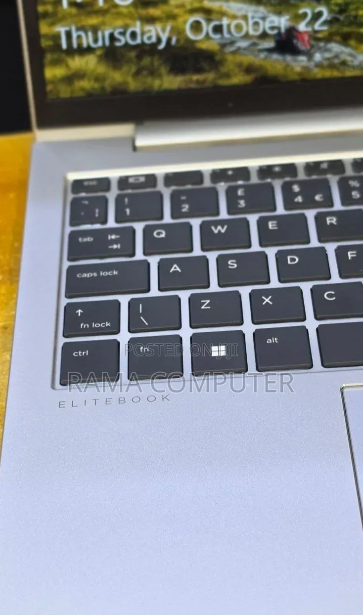 New Laptop HP EliteBook 830 16GB Intel Core i5 SSD 512GB