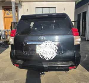 Toyota Land Cruiser Prado 2013 Black