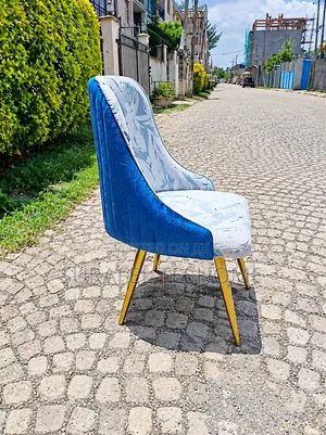 የመመገቢያ ጠረጴዛዎችን ከእኛ ይሸምቱ | Shop Dining Tables From Us