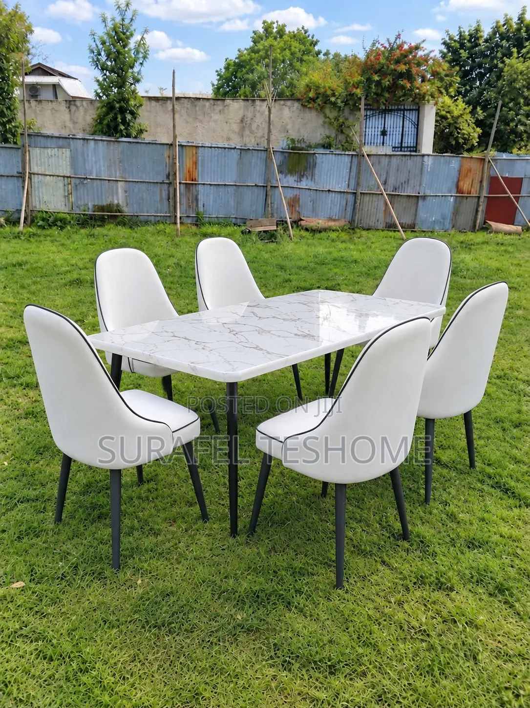 የመመገቢያ ጠረጴዛዎችን ከእኛ ይሸምቱ | Shop Dining Tables From Us