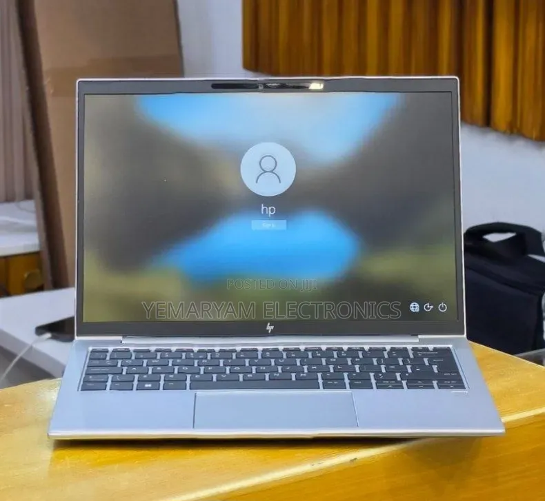 New Laptop HP EliteBook 830 16GB Intel Core i5 SSD 512GB
