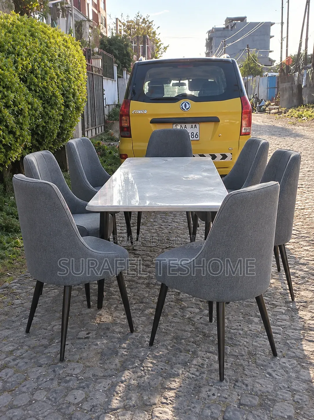 የመመገቢያ ጠረጴዛዎችን ከእኛ ይሸምቱ | Shop Dining Tables From Us