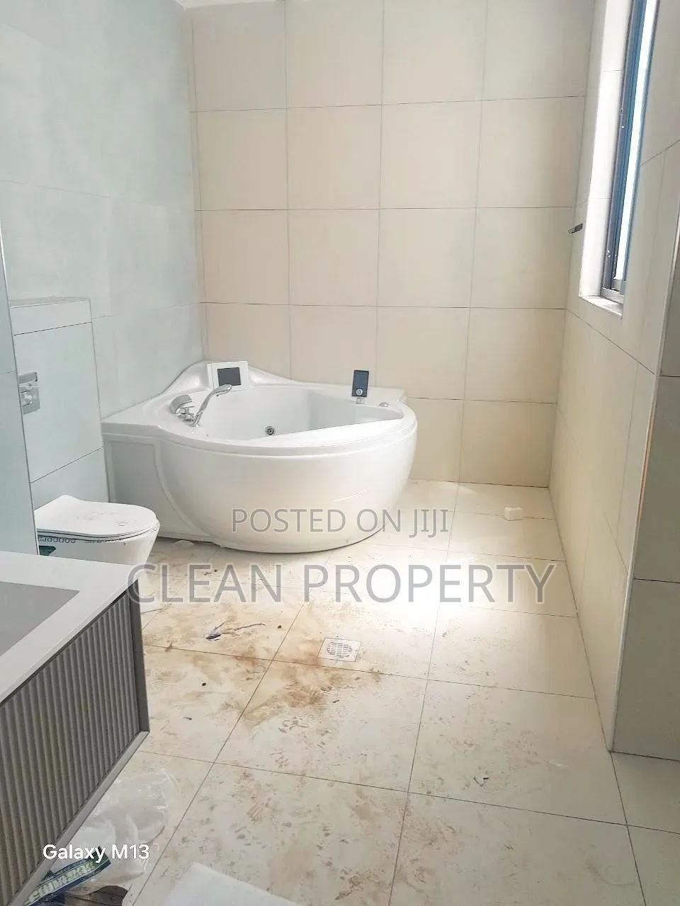5bdrm Apartment in Clean Properties, Bole for rent