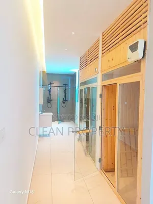 5bdrm Apartment in Clean Properties, Bole for rent
