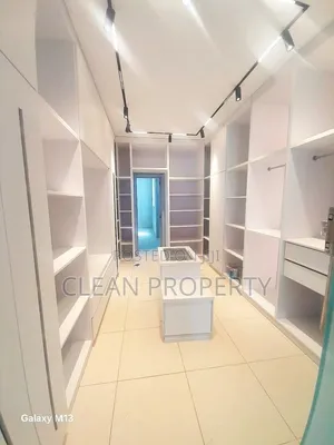 5bdrm Apartment in Clean Properties, Bole for rent