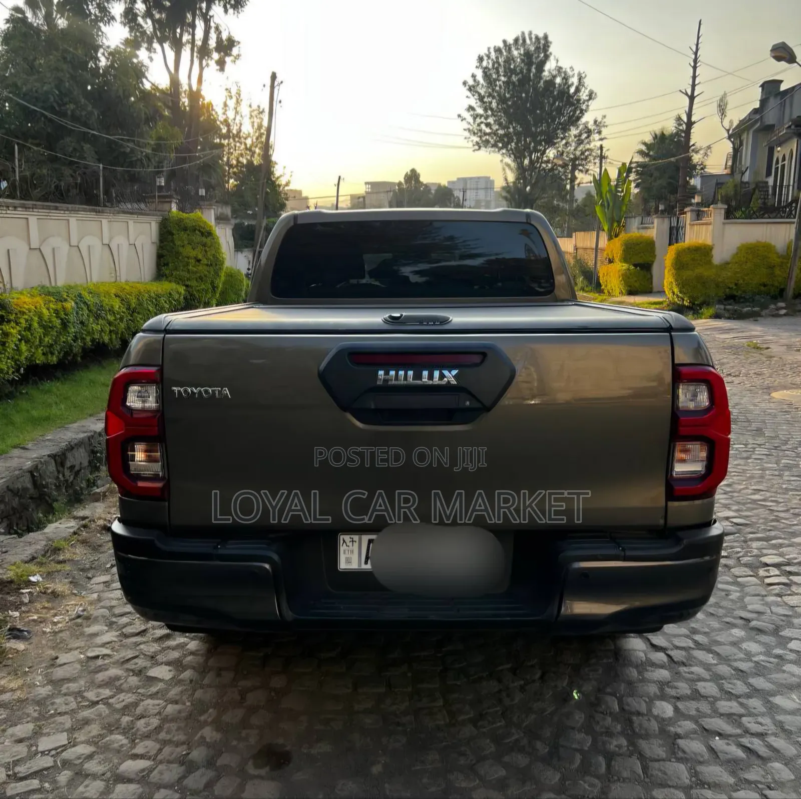 Toyota Hilux 2021 Gray