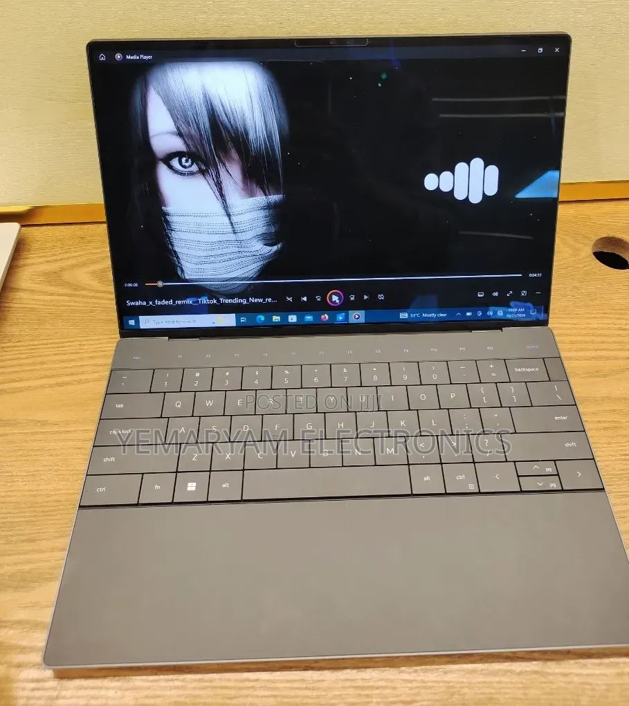 New Laptop Dell XPS 13 32GB Intel Core i7 SSD 512GB