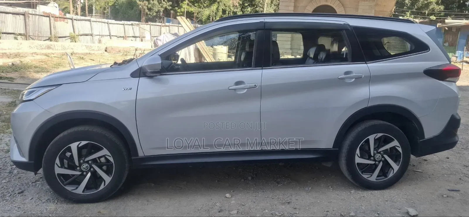 Toyota Rush 2021 Silver