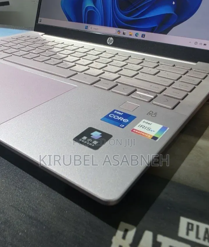 New Laptop HP Pavilion 14 16GB Intel Core i7 SSD 512GB
