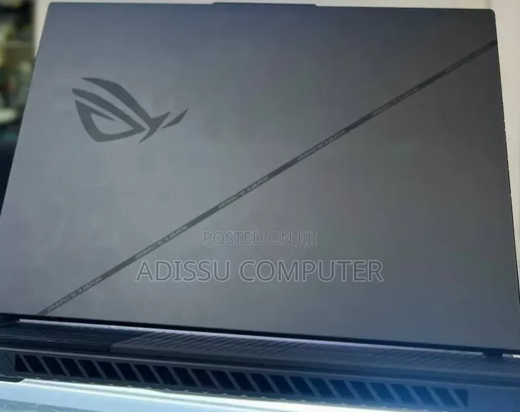 New Laptop Asus ROG Strix G16 16GB Intel Core i9 SSD 1T