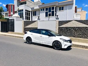 Kia Cerato 2017 White