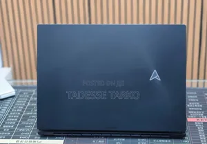 New Laptop Asus 32GB Intel Core i9 SSD 1T