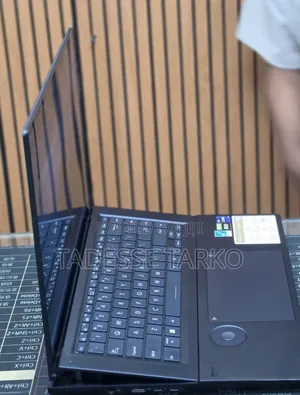 New Laptop Asus 32GB Intel Core i9 SSD 1T