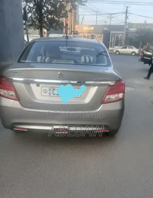 Suzuki Dzire 2022 Silver