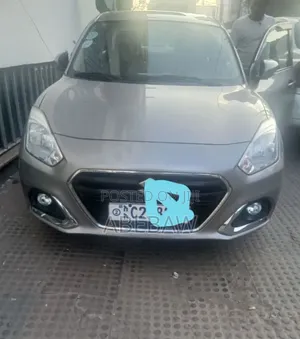 Suzuki Dzire 2022 Silver