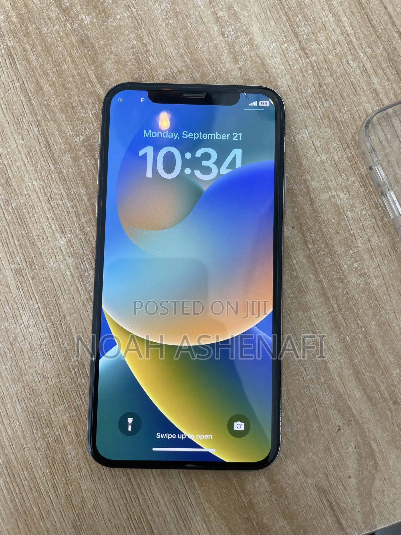 Apple iPhone X 64 GB White