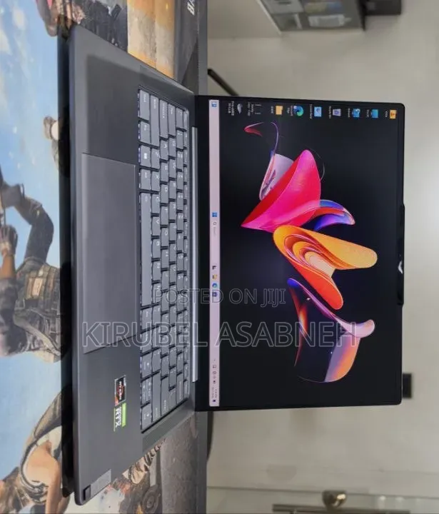 New Laptop Lenovo Yoga 700 16GB AMD Ryzen 7 SSD 512GB