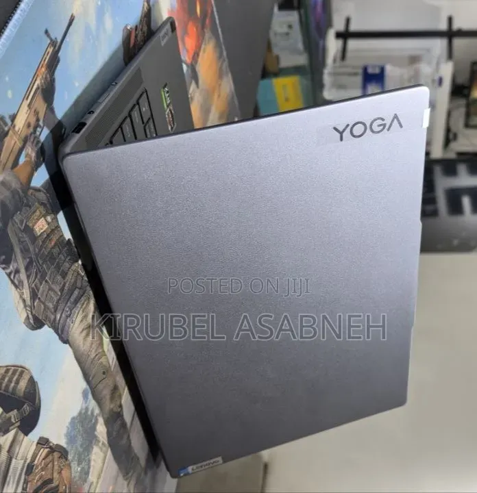 New Laptop Lenovo Yoga 700 16GB AMD Ryzen 7 SSD 512GB