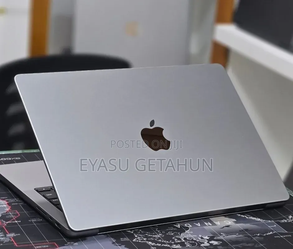 New Laptop Apple MacBook Pro 2021 M1 32GB Apple M1 Pro SSD 512GB