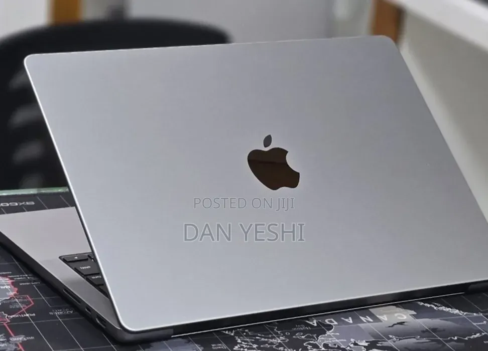 New Laptop Apple MacBook Pro 2021 M1 32GB Apple M1 Pro SSD 512GB